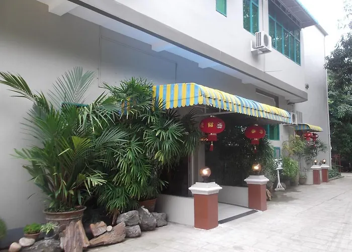 Golden Aye Yeik Mon Hotel