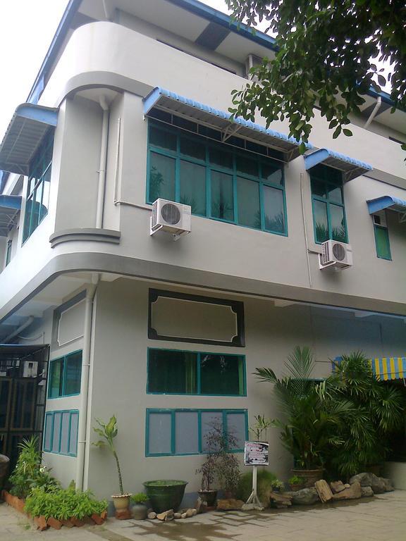 Golden Aye Yeik Mon Yangon